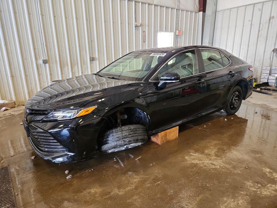 56055526 :رقم المزاد ، JTNB11HK3J3005299 vin ، 2018 Toyota Camry مزاد بيع