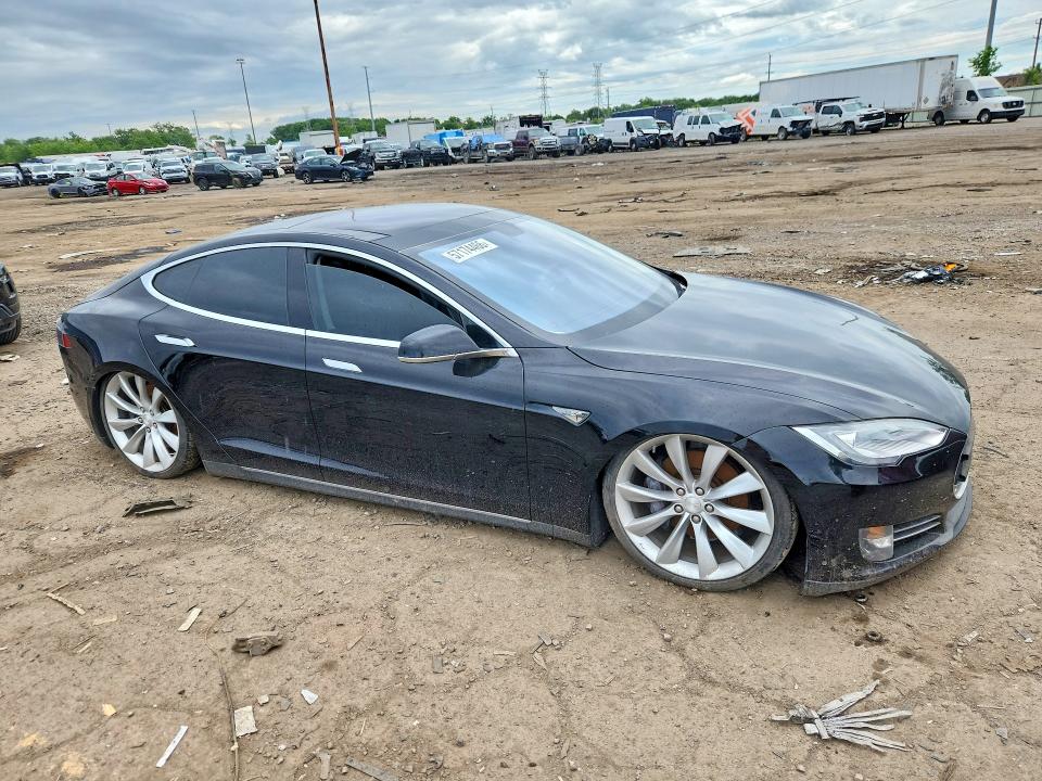 Продажа на аукционе авто 2013 Tesla Model S, vin: 5YJSA1CN9DFP06085, номер лота: 57174466