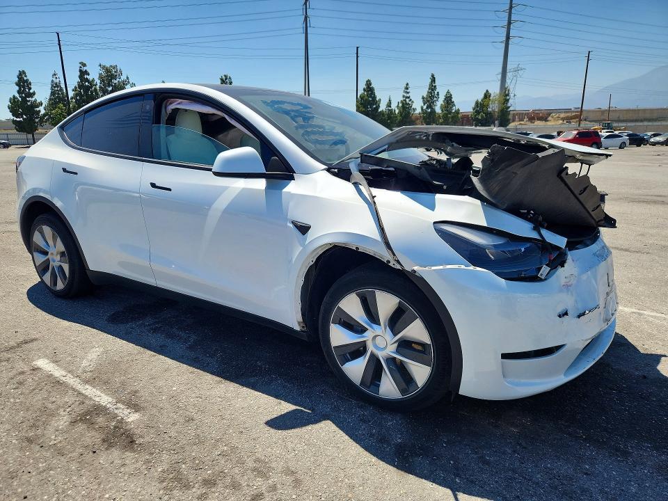2023 Tesla Model Y მანქანა იყიდება აუქციონზე, vin: 7SAYGDEE4PF623680, აუქციონის ნომერი: 57295476