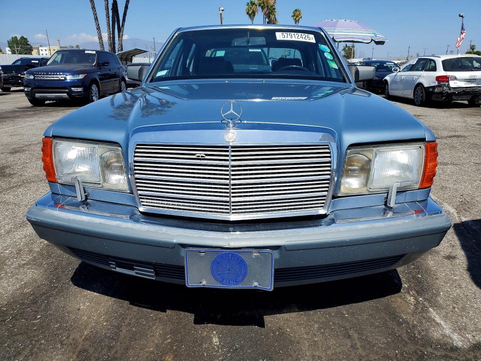 1988 Mercedes-benz 560 მანქანა იყიდება აუქციონზე, vin: WDBCA39D4JA394579, აუქციონის ნომერი: 57912426