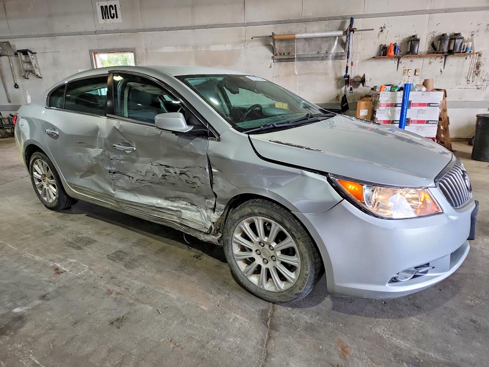 57179186 :رقم المزاد ، 1G4GC5E31DF309223 vin ، 2013 Buick Lacrosse مزاد بيع