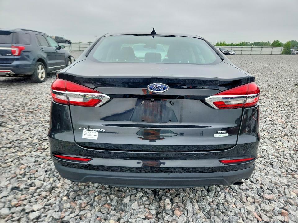 56336796 :رقم المزاد ، 3FA6P0HD0KR186273 vin ، 2019 Ford Fusion مزاد بيع