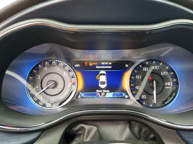 2015 Chrysler 200 მანქანა იყიდება აუქციონზე, vin: 1C3CCCBG6FN573467, აუქციონის ნომერი: 58438946