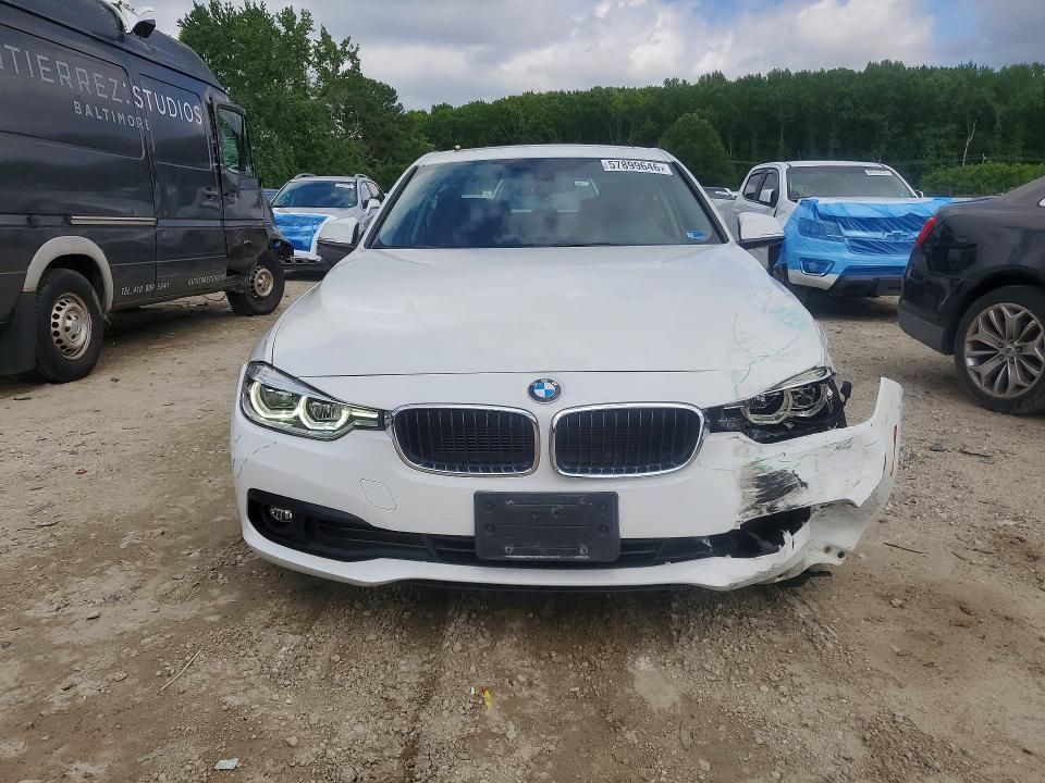 2018 Bmw 320 მანქანა იყიდება აუქციონზე, vin: WBA8A3C54JA358767, აუქციონის ნომერი: 57899646