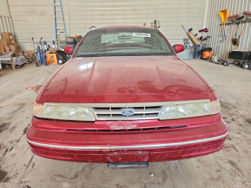 1995 Ford Crown Victoria მანქანა იყიდება აუქციონზე, vin: 2FALP74W3SX158892, აუქციონის ნომერი: 58905446