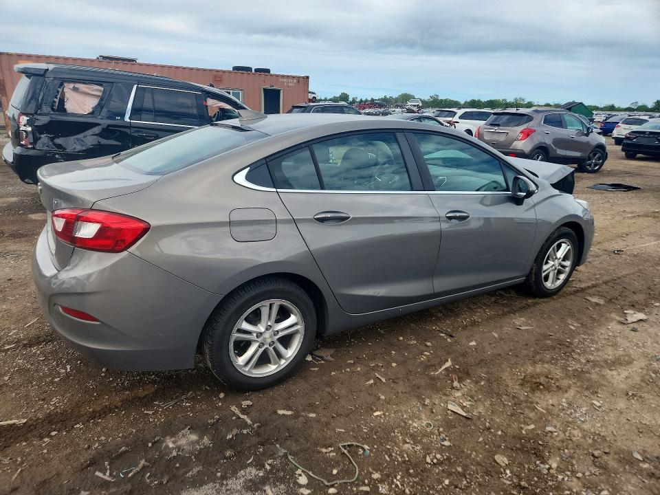 2018 Chevrolet Cruze მანქანა იყიდება აუქციონზე, vin: 1G1BE5SM3J7244072, აუქციონის ნომერი: 55854786