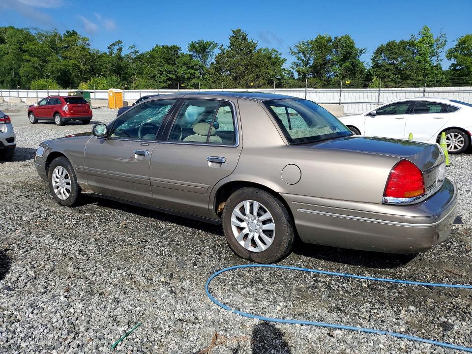 Продаж на аукціоні авто 2002 Ford Crown Victoria, vin: 2FAFP73W02X101208, номер лоту: 58352796