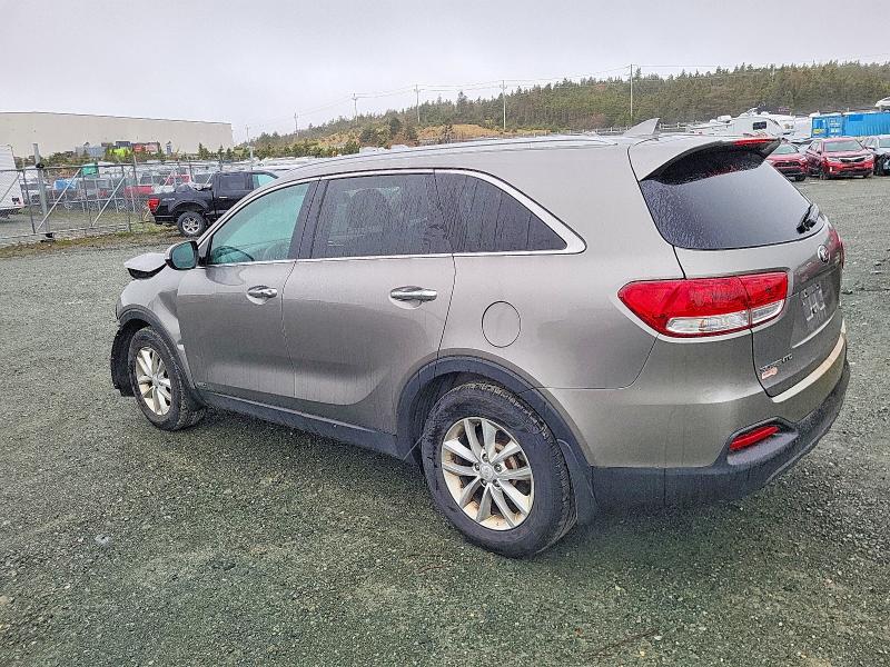 55400486 :رقم المزاد ، 5XYPGDA15JG351927 vin ، 2018 Kia Sorento مزاد بيع