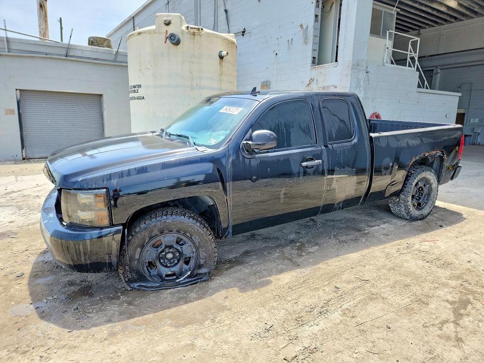 2010 Chevrolet Silverado მანქანა იყიდება აუქციონზე, vin: 1GCSKSE30AZ281618, აუქციონის ნომერი: 52939866
