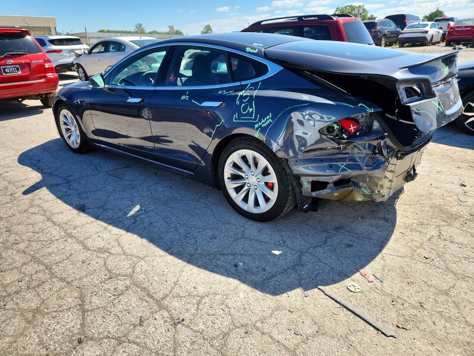 Продажа на аукционе авто 2019 Tesla Model S, vin: 5YJSA1E4XKF331275, номер лота: 57446996