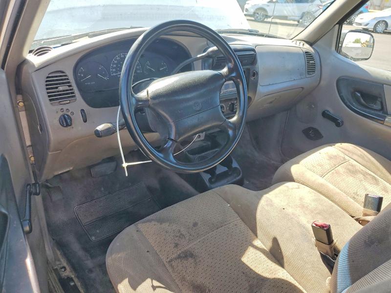 1999 Mazda B2500 მანქანა იყიდება აუქციონზე, vin: 4F4YR12C2XTM32868, აუქციონის ნომერი: 57308016
