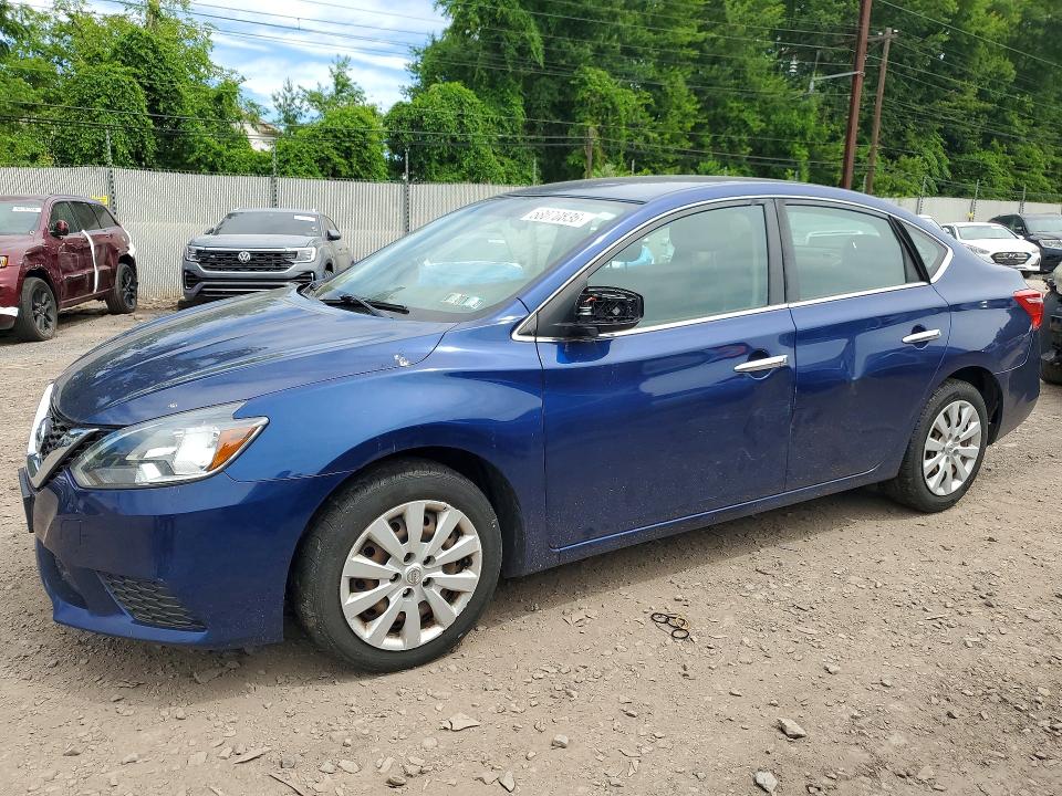 Продаж на аукціоні авто 2018 Nissan Sentra, vin: 3N1AB7AP1JY327925, номер лоту: 61815376