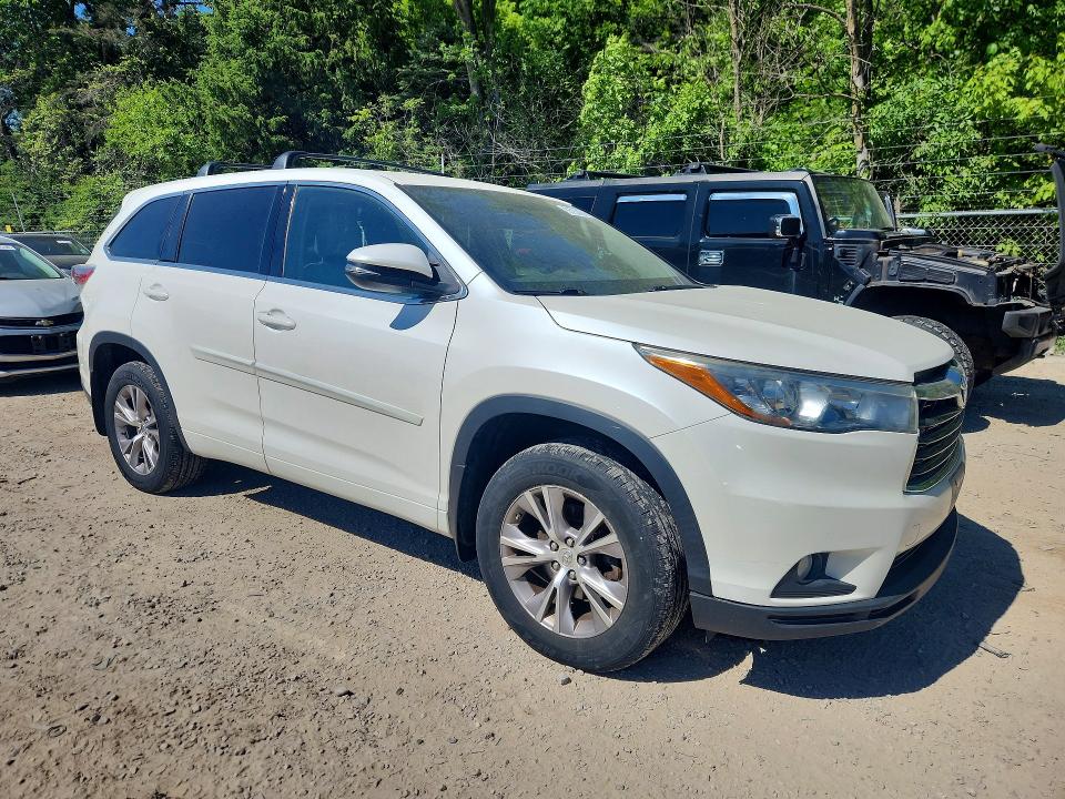 Aukcja sprzedaży 2015 Toyota Highlander, vin: 5TDBKRFH6FS088692, numer aukcji: 55752456