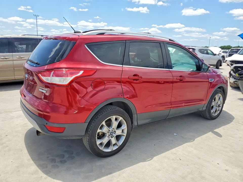 Продажа на аукционе авто 2013 Ford Escape, vin: 1FMCU0J93DUC13422, номер лота: 55626056