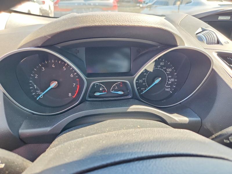 2017 Ford Escape მანქანა იყიდება აუქციონზე, vin: 1FMCU9GD9HUD95598, აუქციონის ნომერი: 56581806