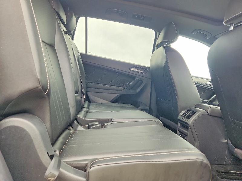 58411326 :رقم المزاد ، 3VVCB7AX9NM064555 vin ، 2022 Volkswagen Tiguan مزاد بيع