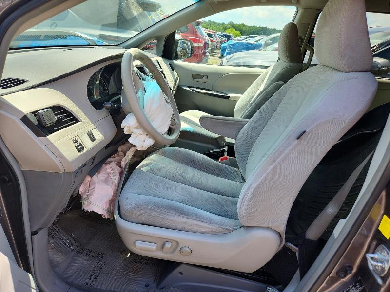 2011 Toyota Sienna მანქანა იყიდება აუქციონზე, vin: 5TDKK3DC3BS106810, აუქციონის ნომერი: 57032186
