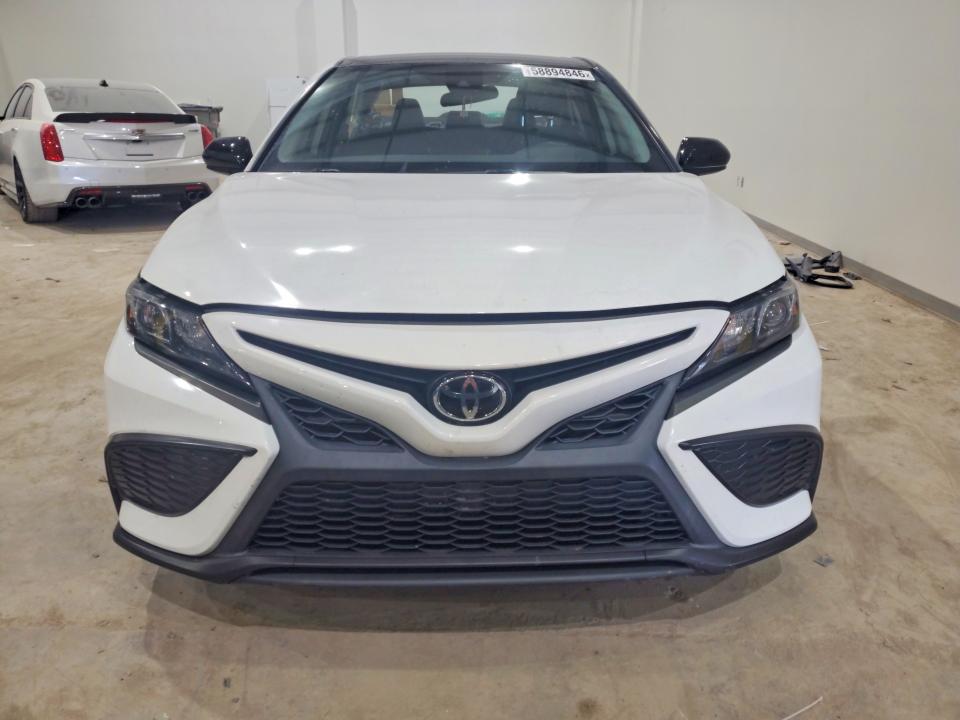 2021 Toyota Camry მანქანა იყიდება აუქციონზე, vin: 4T1G11AK4MU489143, აუქციონის ნომერი: 58894846