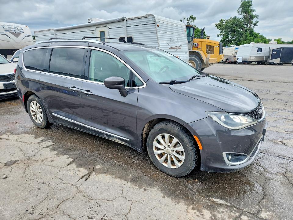 2018 Chrysler Pacifica მანქანა იყიდება აუქციონზე, vin: 2C4RC1BG9JR119901, აუქციონის ნომერი: 55165726