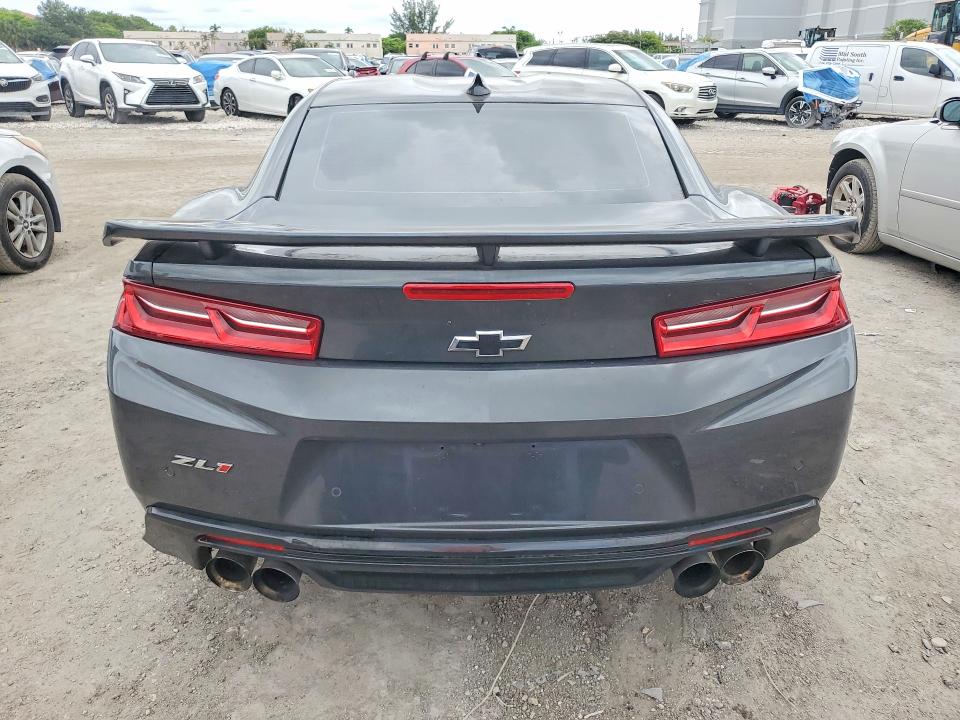 56041526 :رقم المزاد ، 1G1FK1R63J0156724 vin ، 2018 Chevrolet Camaro مزاد بيع
