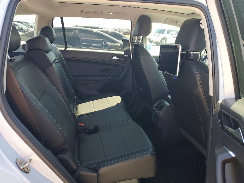 Продаж на аукціоні авто 2018 Volkswagen Tiguan, vin: 3VV3B7AX4JM194138, номер лоту: 55379876