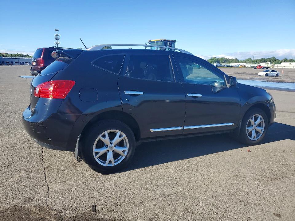 56667476 :رقم المزاد ، JN8AS5MV6BW673851 vin ، 2011 Nissan Rogue مزاد بيع