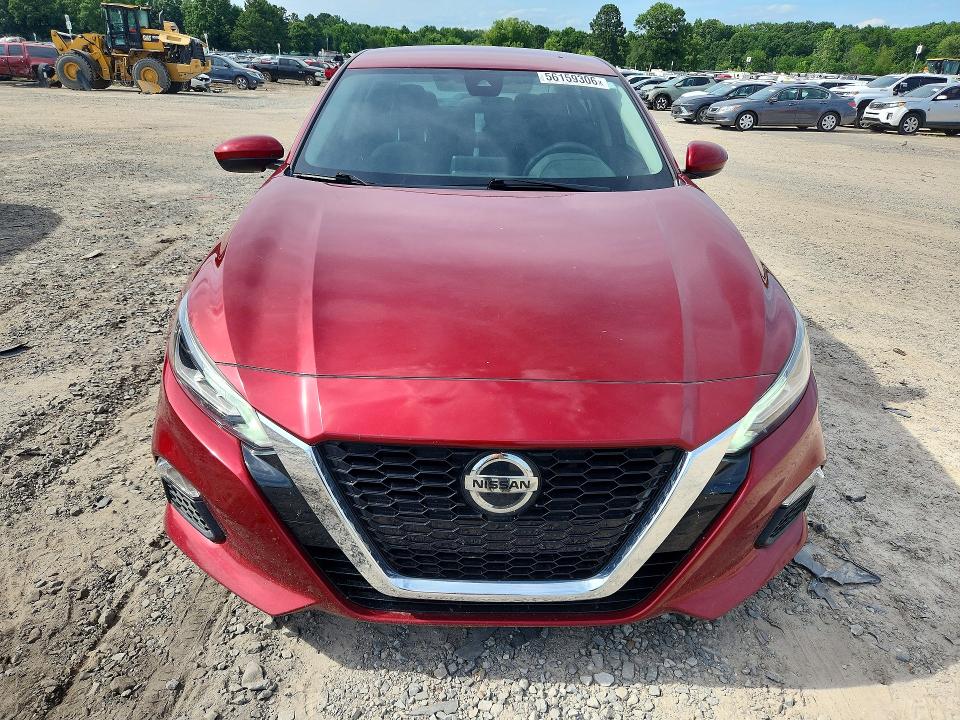 56159306 :رقم المزاد ، 1N4BL4DV8MN382466 vin ، 2021 Nissan Altima مزاد بيع