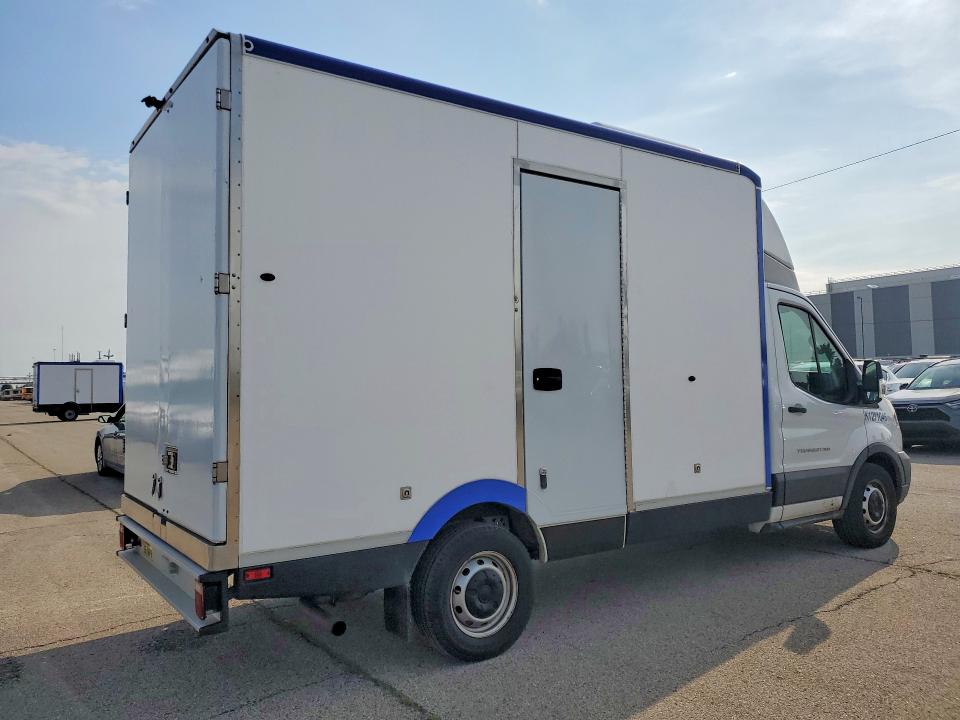 2022 Ford Transit მანქანა იყიდება აუქციონზე, vin: 1FDBW5Z86NKA39888, აუქციონის ნომერი: 55892426