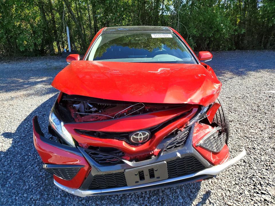 57331826 :رقم المزاد ، 4T1K61BK0PU077977 vin ، 2023 Toyota Camry مزاد بيع