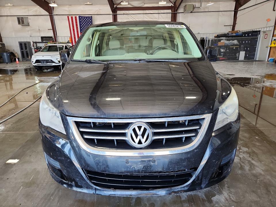55565216 :رقم المزاد ، 2V8HW34159R544894 vin ، 2009 Volkswagen Routan مزاد بيع