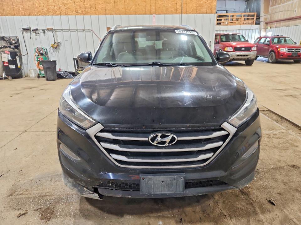 56717926 :رقم المزاد ، KM8J3CA40JU719284 vin ، 2018 Hyundai Tucson مزاد بيع