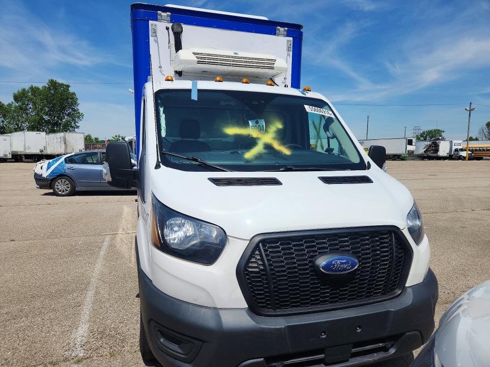 55606916 :رقم المزاد ، 1FDBW5Z86MKA80021 vin ، 2021 Ford Transit مزاد بيع
