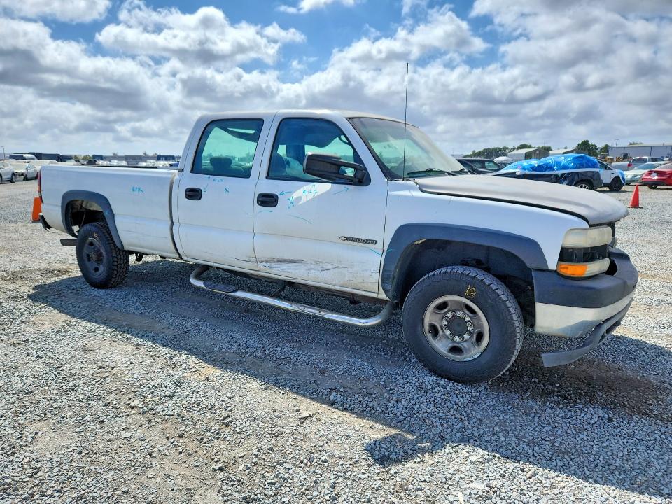 2002 Chevrolet Silverado მანქანა იყიდება აუქციონზე, vin: 1GBHC23U52F105609, აუქციონის ნომერი: 85462455