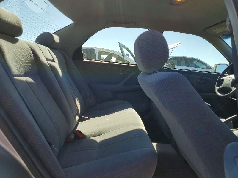 55596956 :رقم المزاد ، JT2BG22K310539608 vin ، 2001 Toyota Camry مزاد بيع