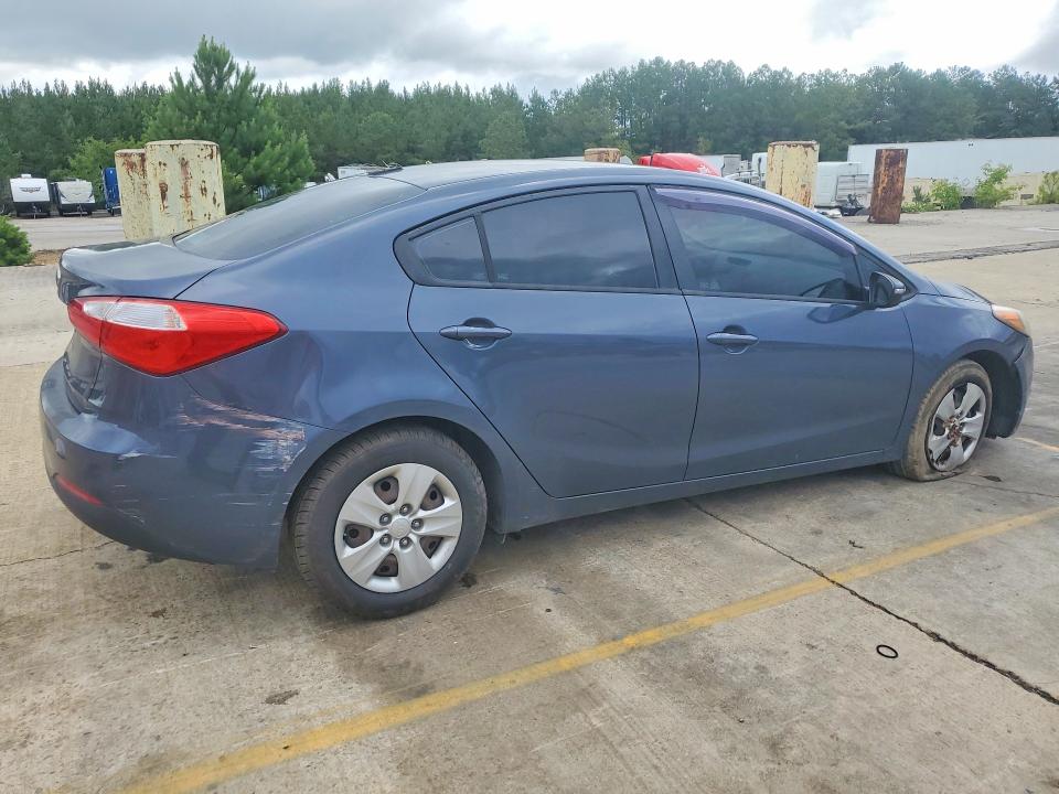 2015 Kia Forte მანქანა იყიდება აუქციონზე, vin: KNAFX4A67F5350587, აუქციონის ნომერი: 57328976
