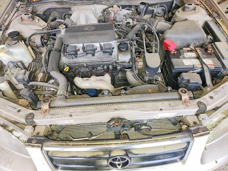 56769166 :رقم المزاد ، 4T1BF22K5YU950159 vin ، 2000 Toyota Camry مزاد بيع