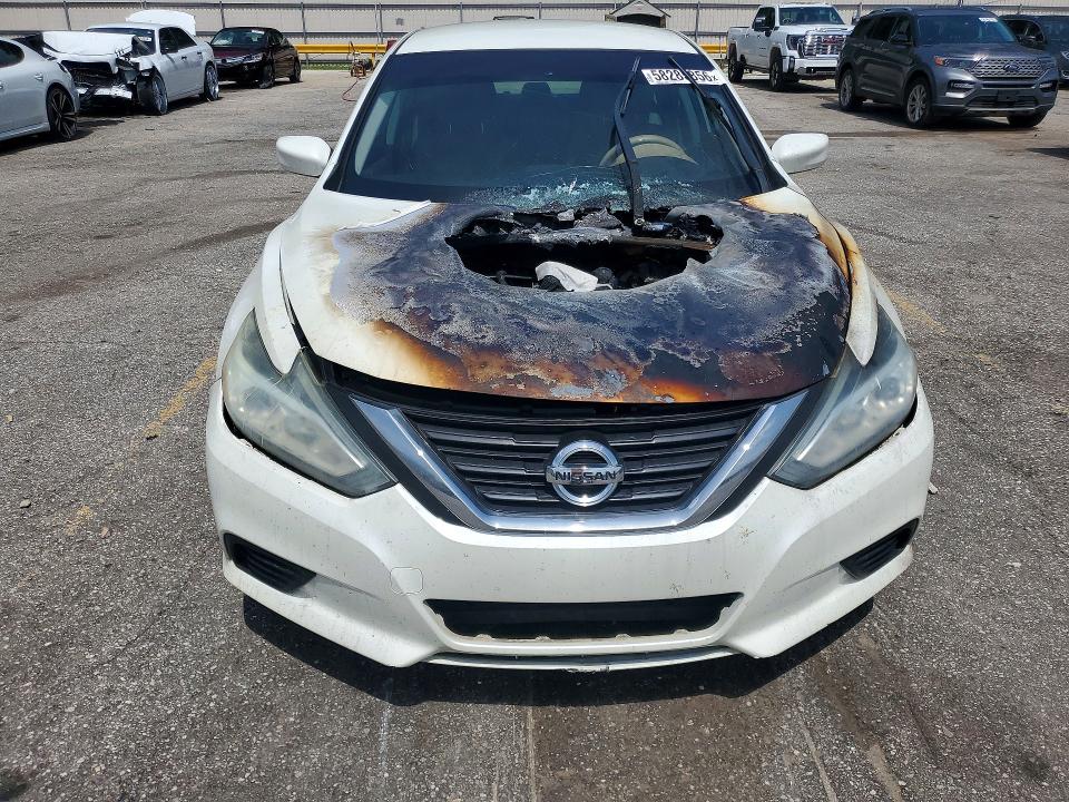2016 Nissan Altima მანქანა იყიდება აუქციონზე, vin: 1N4AL3AP0GC226322, აუქციონის ნომერი: 58285856