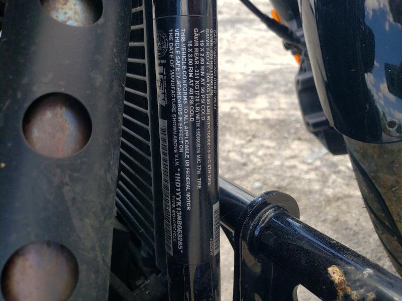 56026726 :رقم المزاد ، 1HD1YYK13NB063265 vin ، 2022 Harley-davidson Fxbbs مزاد بيع