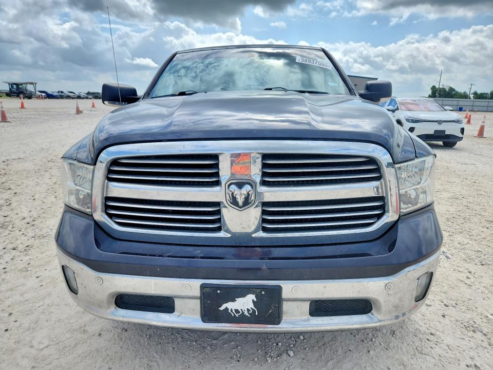 58937596 :رقم المزاد ، 1C6RR6LT9JS234642 vin ، 2018 Ram 1500 مزاد بيع