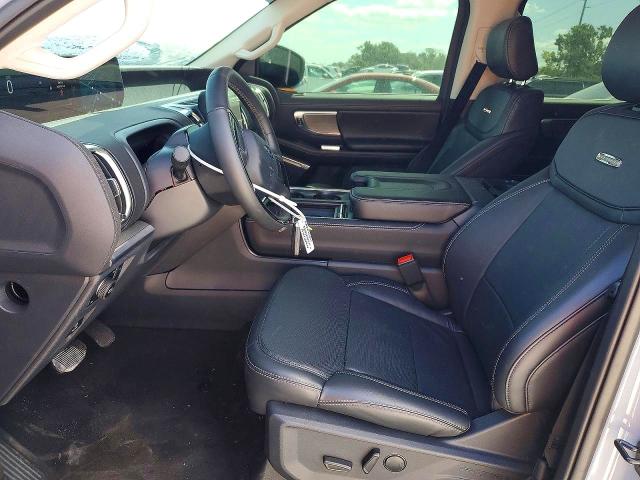 Продажа на аукционе авто 2025 Ford Expedition, vin: 1FMJU1M89SEA73920, номер лота: 56066476