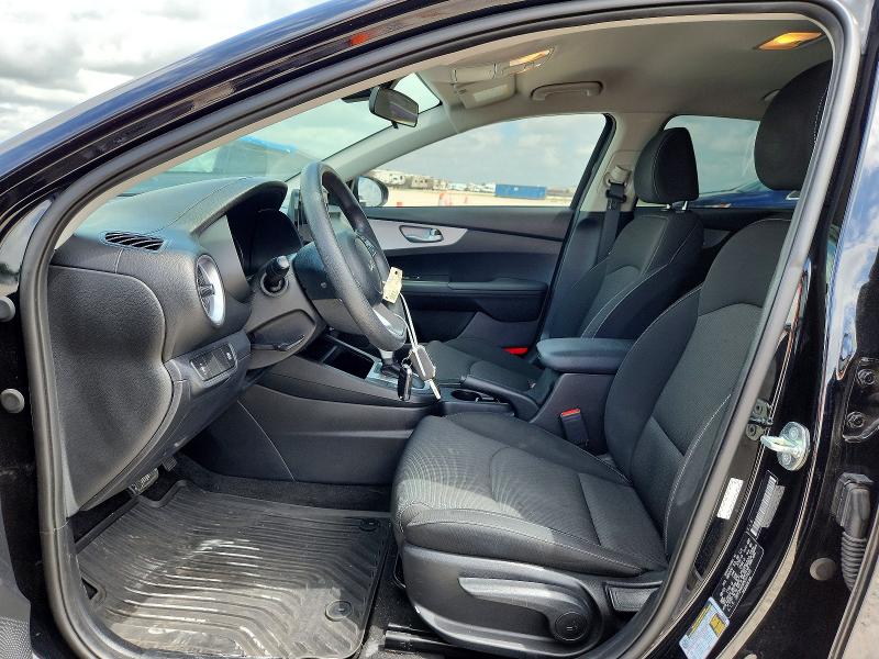2023 Kia Forte მანქანა იყიდება აუქციონზე, vin: 3KPF24AD6PE677519, აუქციონის ნომერი: 56569636