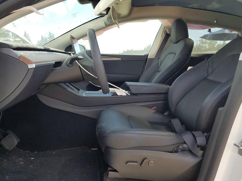 56094606 :رقم المزاد ، 7SAYGAEE7SF302773 vin ، 2025 Tesla Model Y مزاد بيع