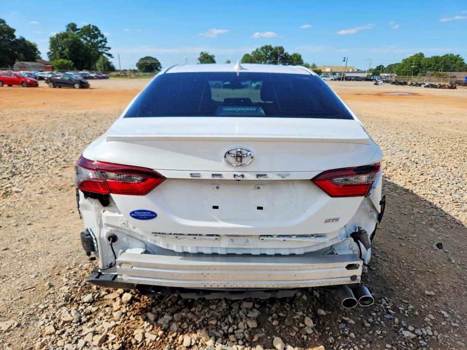 Продажа на аукционе авто 2024 Toyota Camry, vin: 4T1G11AK1RU228852, номер лота: 57351386