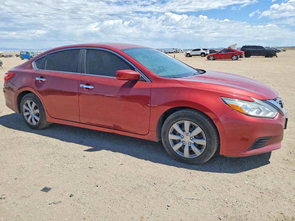 2016 Nissan Altima მანქანა იყიდება აუქციონზე, vin: 1N4AL3AP1GN318575, აუქციონის ნომერი: 57598556