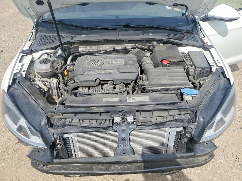 55338596 :رقم المزاد ، 3VW217AUXHM054704 vin ، 2017 Volkswagen Golf مزاد بيع