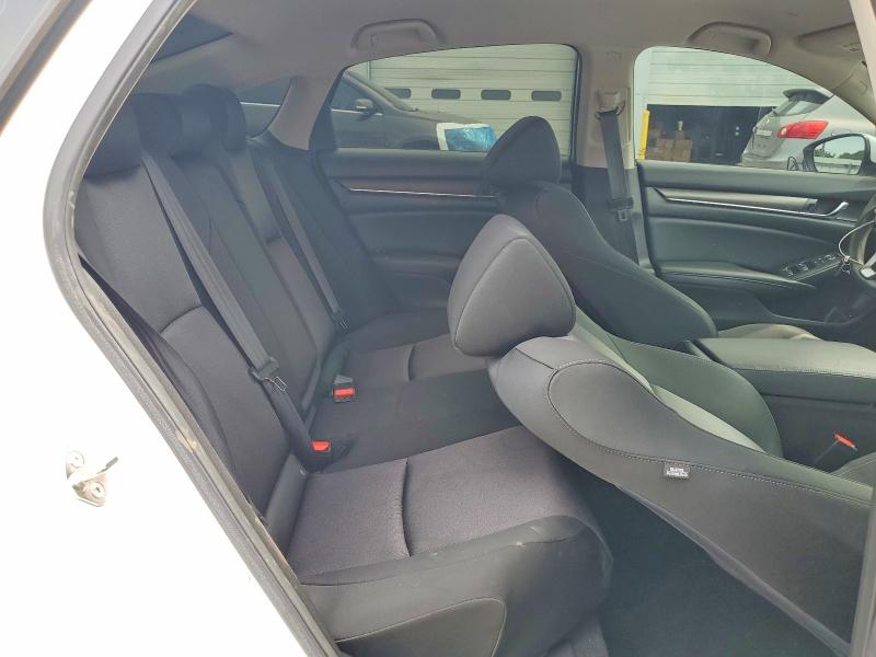 2019 Honda Accord მანქანა იყიდება აუქციონზე, vin: 1HGCV1F10KA015147, აუქციონის ნომერი: 56741116