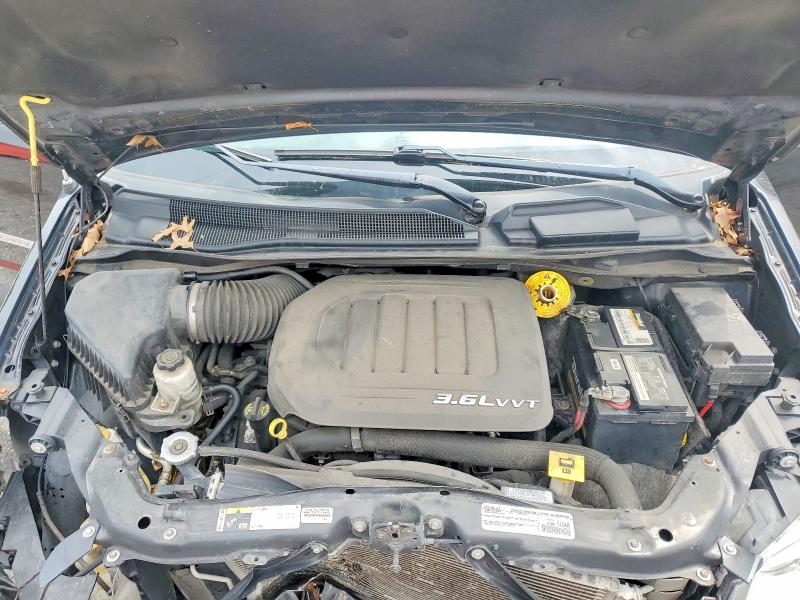 56494966 :رقم المزاد ، 2C4RC1BG6FR727527 vin ، 2015 Chrysler Town & Country مزاد بيع