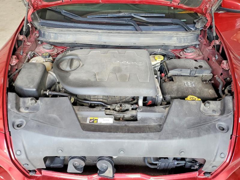 56580786 :رقم المزاد ، 1C4PJMCS8EW242877 vin ، 2014 Jeep Cherokee مزاد بيع