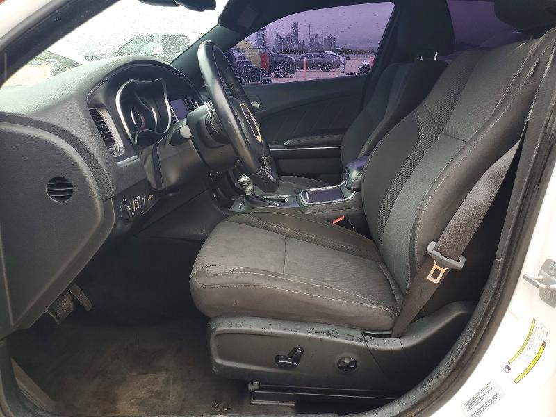 56839196 :رقم المزاد ، 2C3CDXHG7FH880988 vin ، 2015 Dodge Charger مزاد بيع