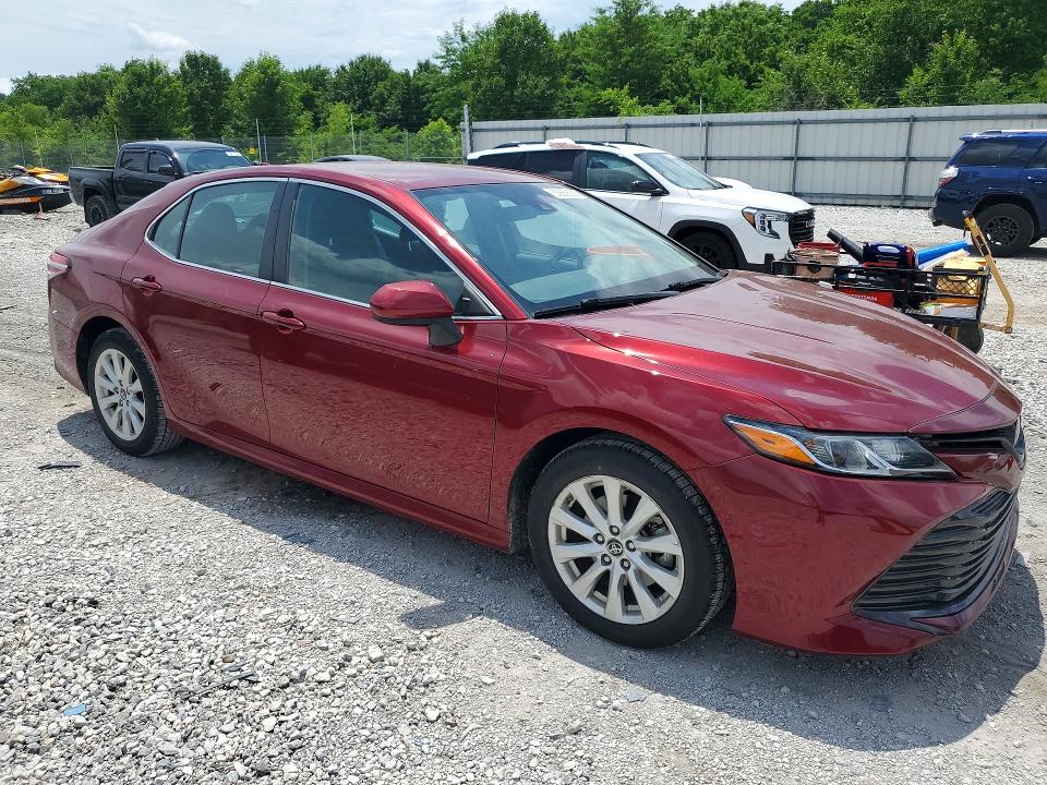 55868236 :رقم المزاد ، 4T1B11HK4KU844826 vin ، 2019 Toyota Camry مزاد بيع